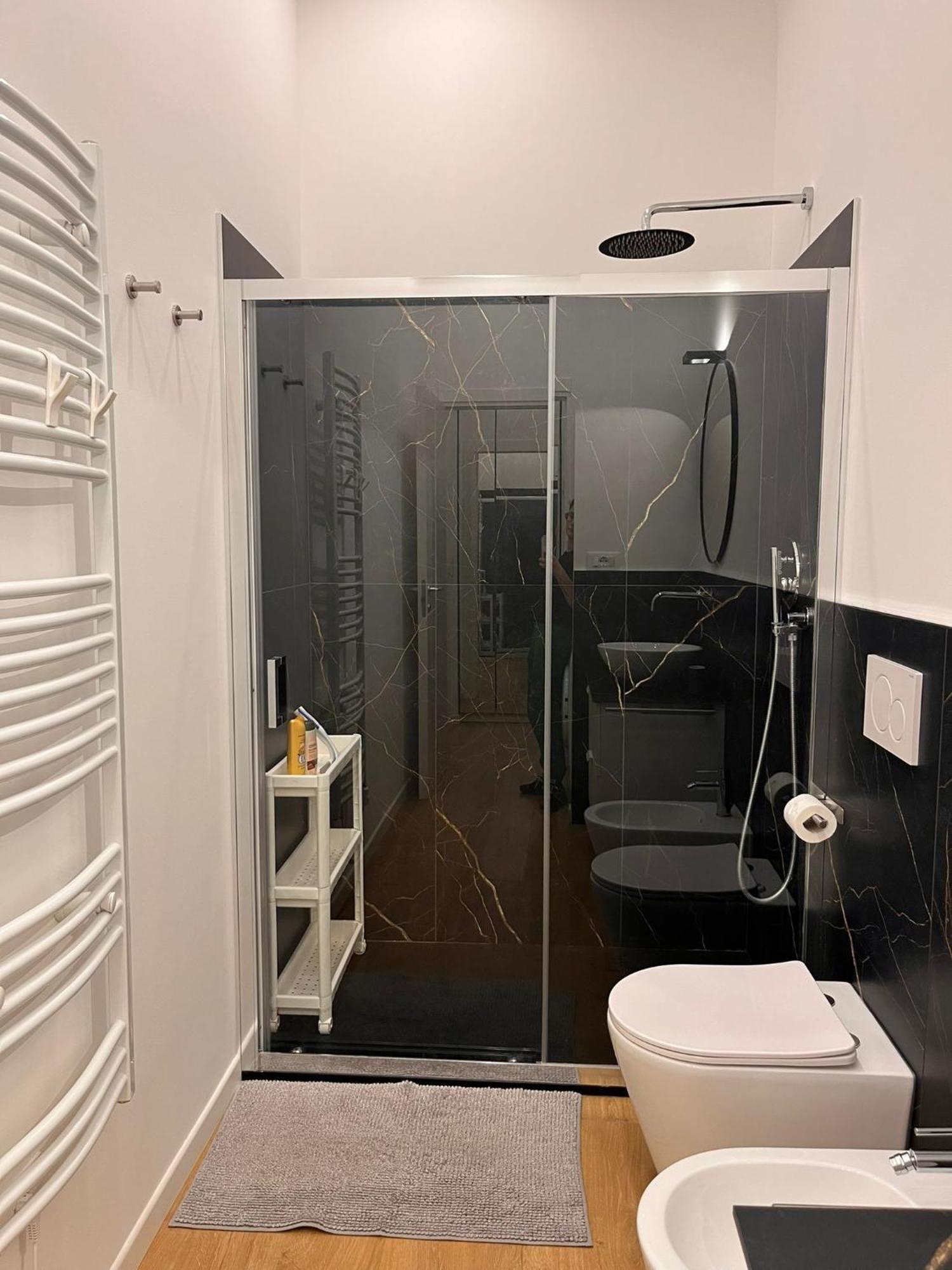 Trieste Centrale Luxury Apartament In Stile Moderno Exterior photo