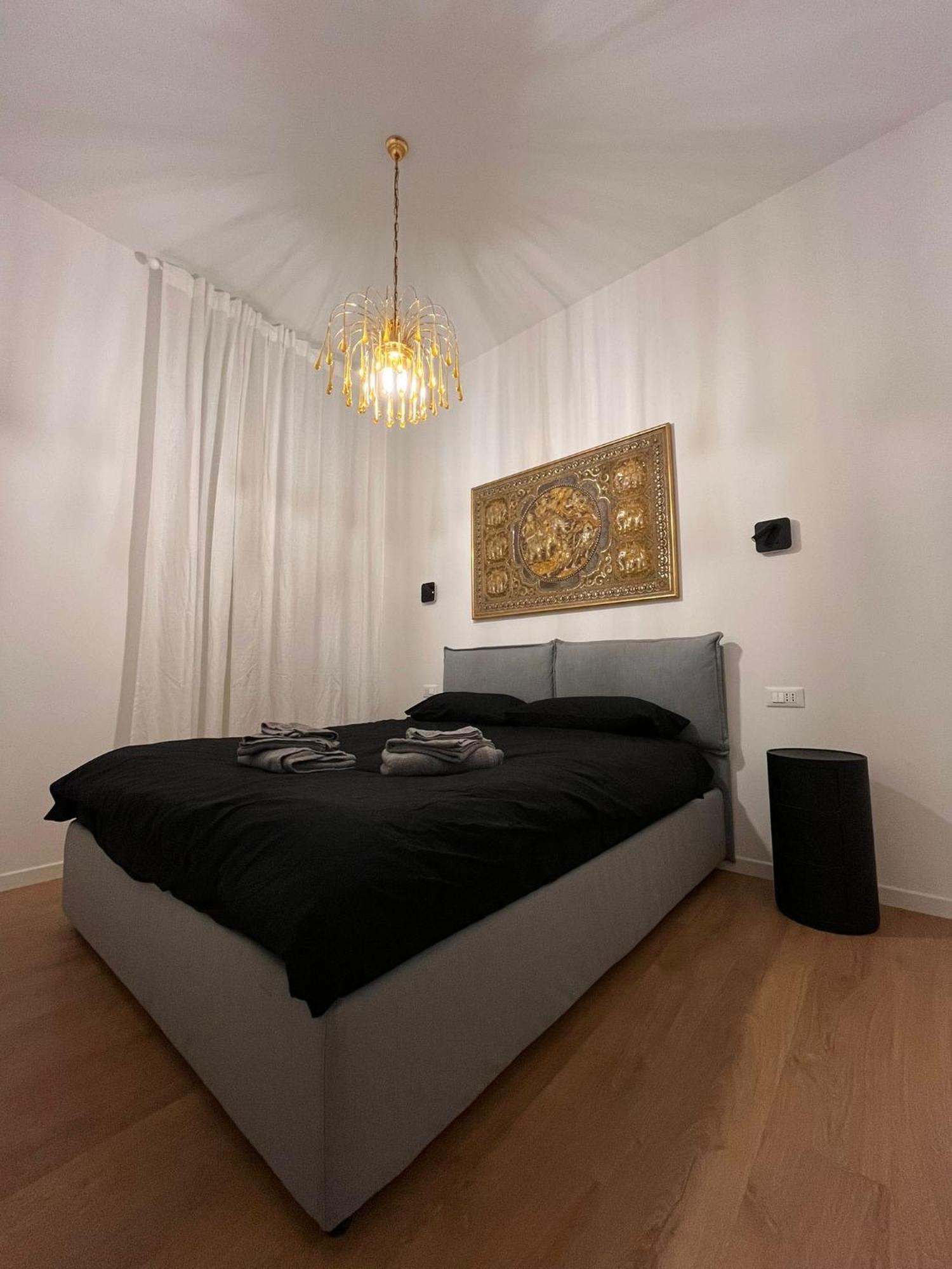 Trieste Centrale Luxury Apartament In Stile Moderno Exterior photo