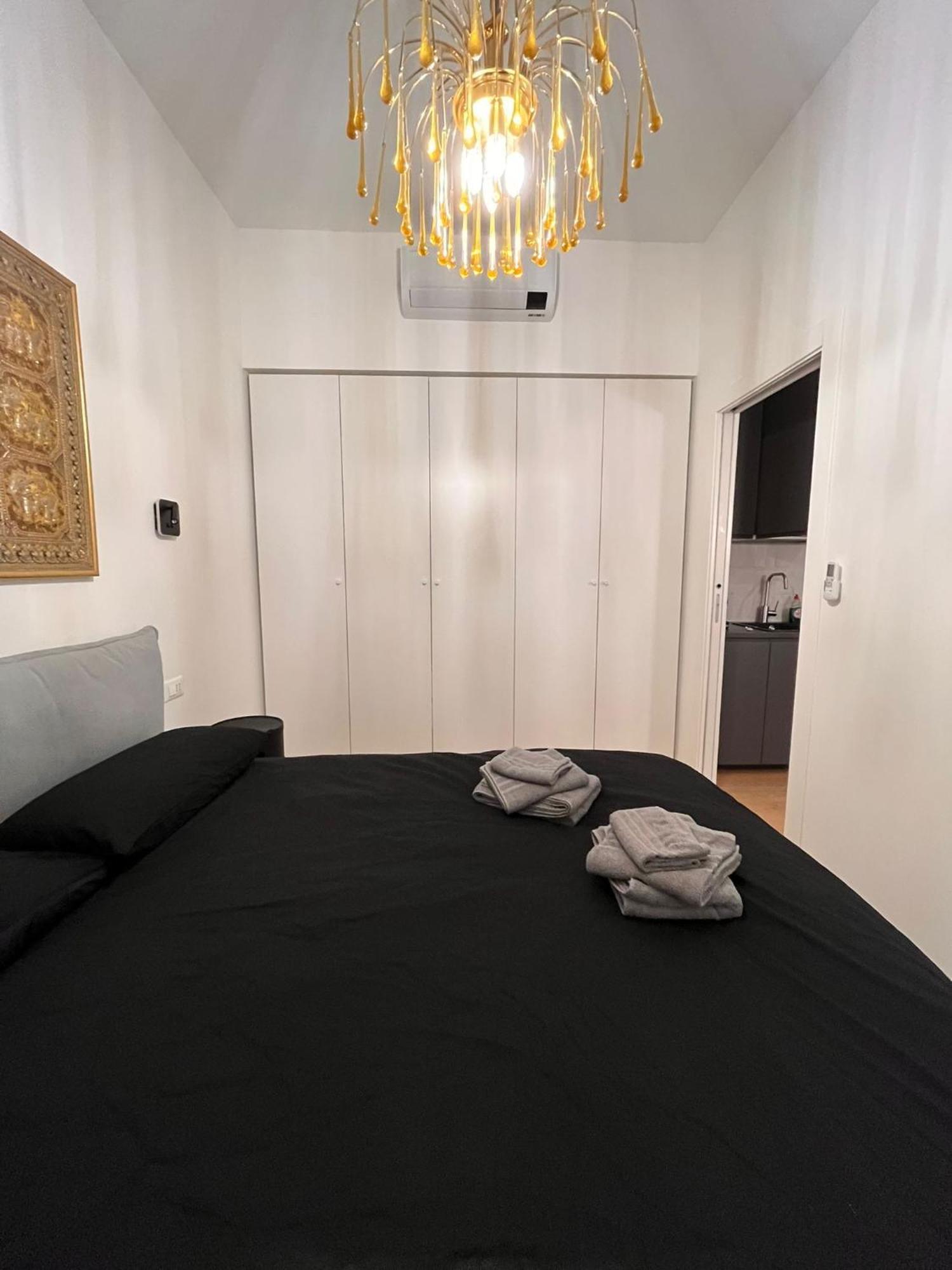 Trieste Centrale Luxury Apartament In Stile Moderno Exterior photo