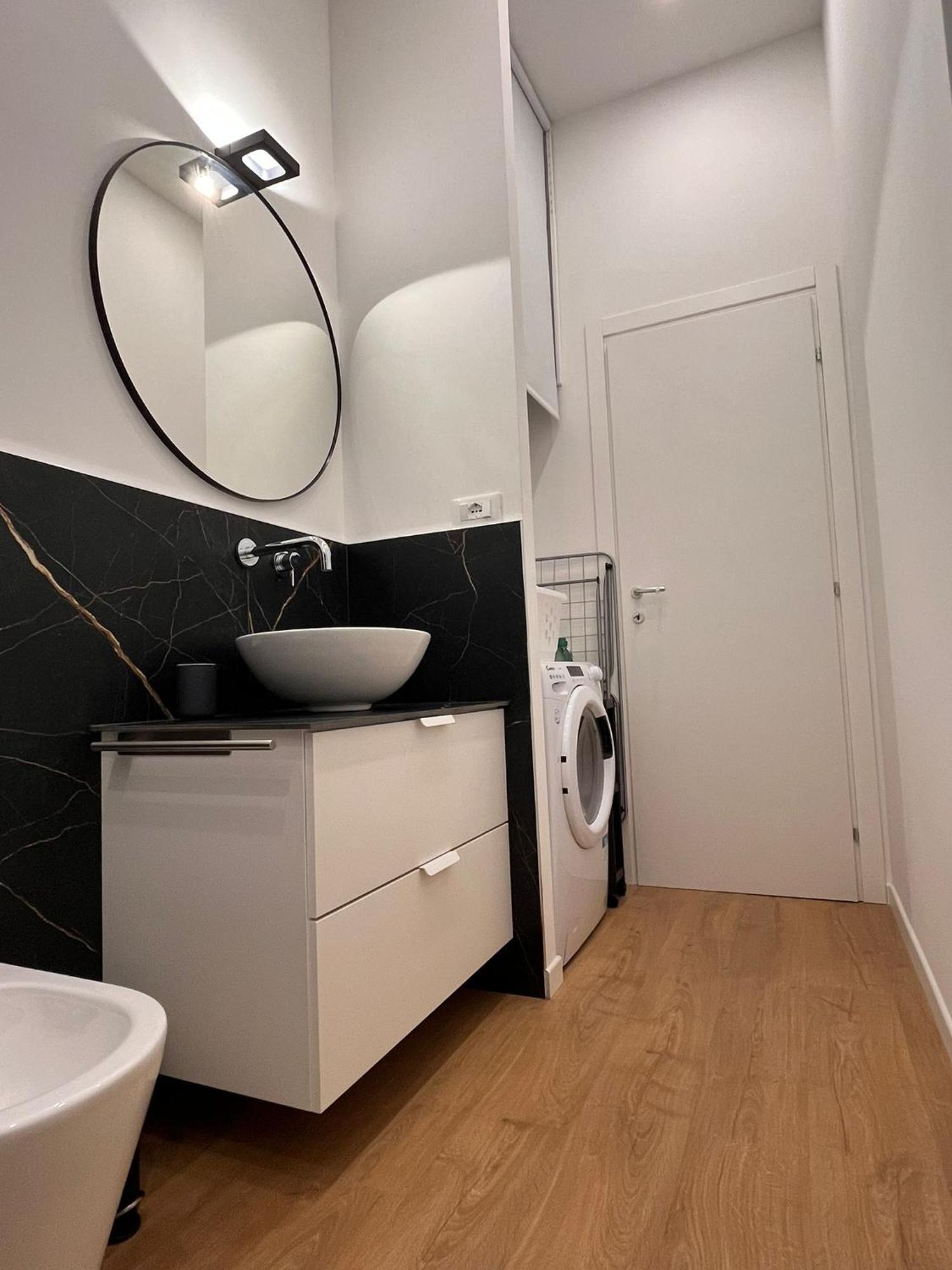 Trieste Centrale Luxury Apartament In Stile Moderno Exterior photo