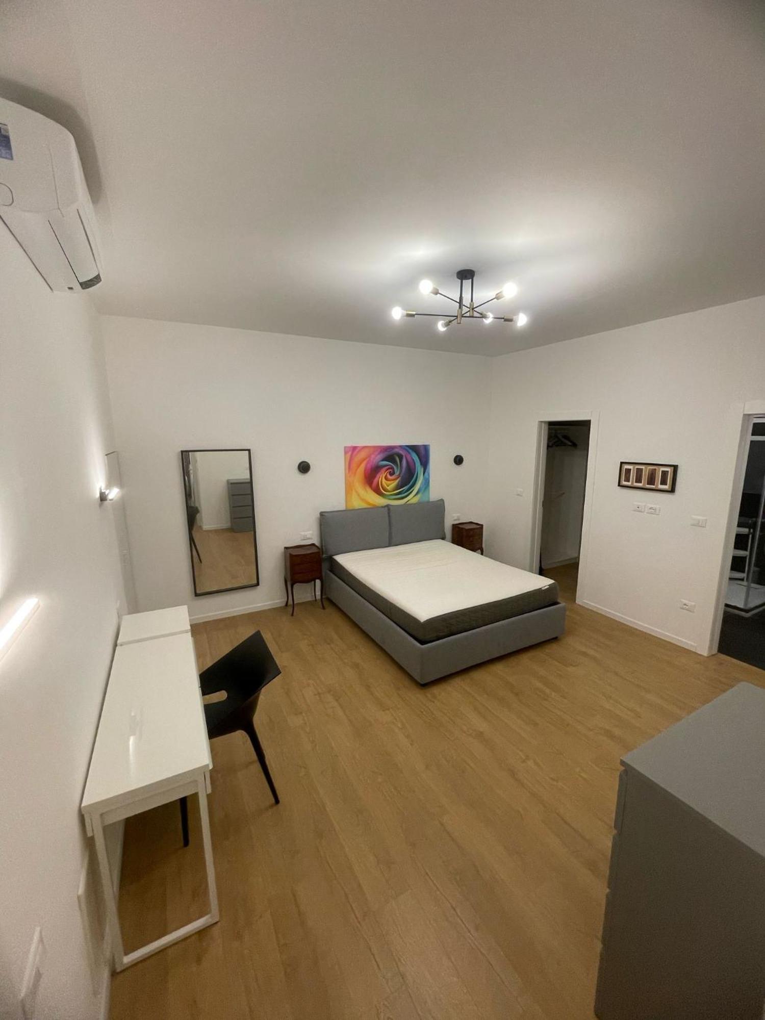 Trieste Centrale Luxury Apartament In Stile Moderno Exterior photo